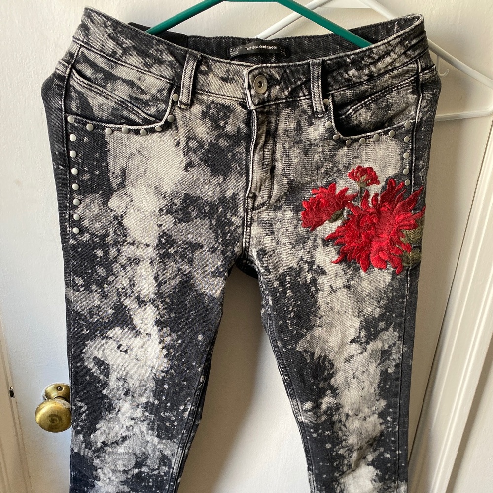 - Zara jeans black and grey
